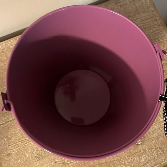 Rae Dunn “GOT CANDY?” NWT purple bucket - Picture 2 of 4
